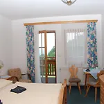 Mini-hôtel Diewald Raach am Hochgebirge